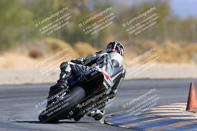 media/Feb-13-2022-SoCal Trackdays (Sun) [[c9210d39ca]]/Turn 2 Backside (1120am)/